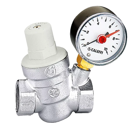 Reduktor - šikmá verze s 1/2" manometrem Caleffi 533241